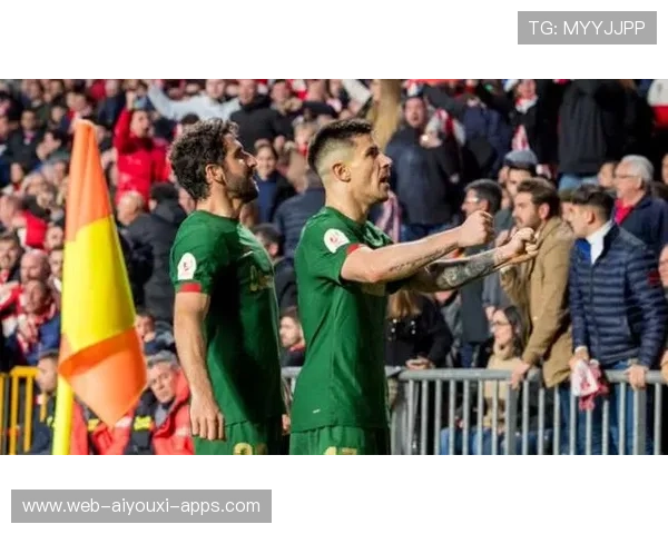 加西亚独砍41分引爆全场，逆境中为球队赢得关键胜利